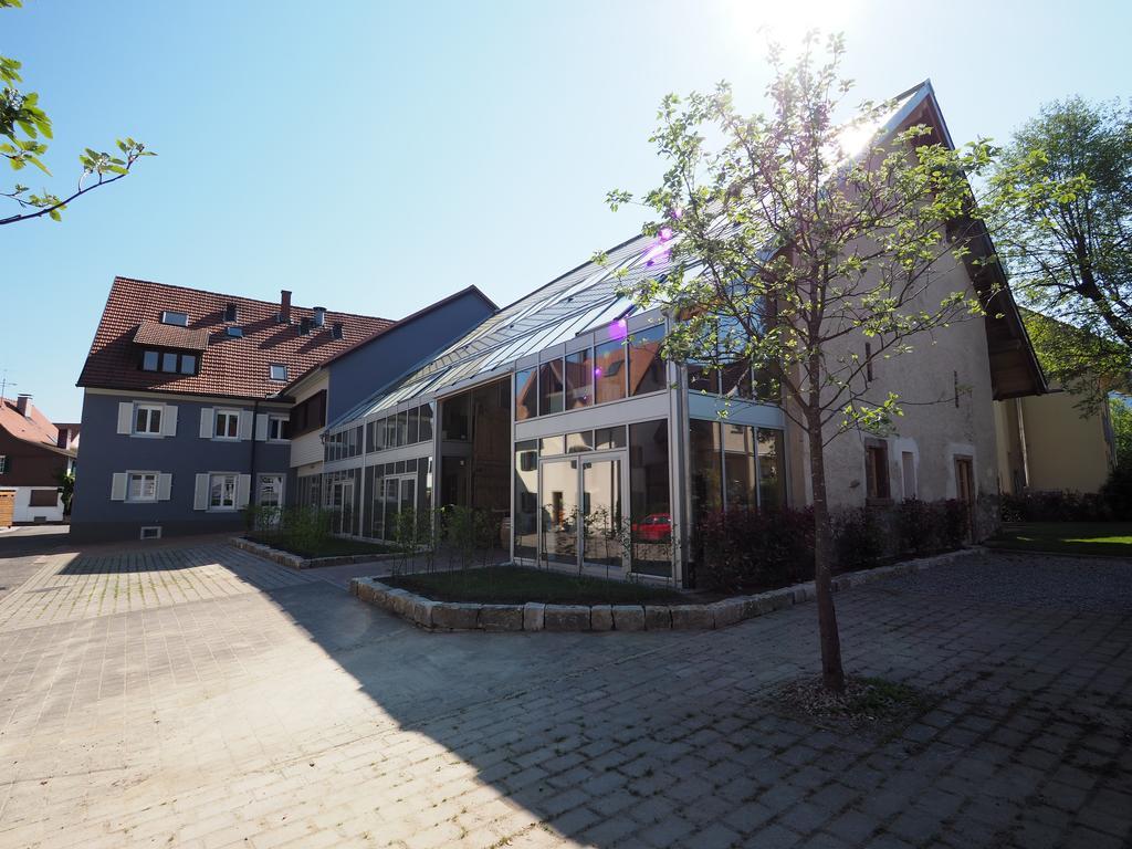 DIE KRONE - Hotel Garni Kirchzarten Buitenkant foto